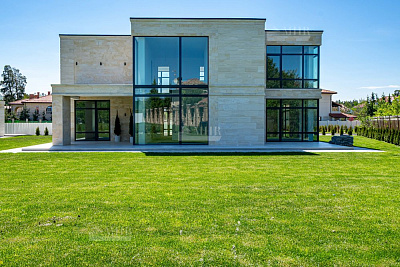 Современный коттедж