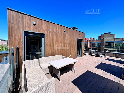 Таунхаус с авторским ремонтом